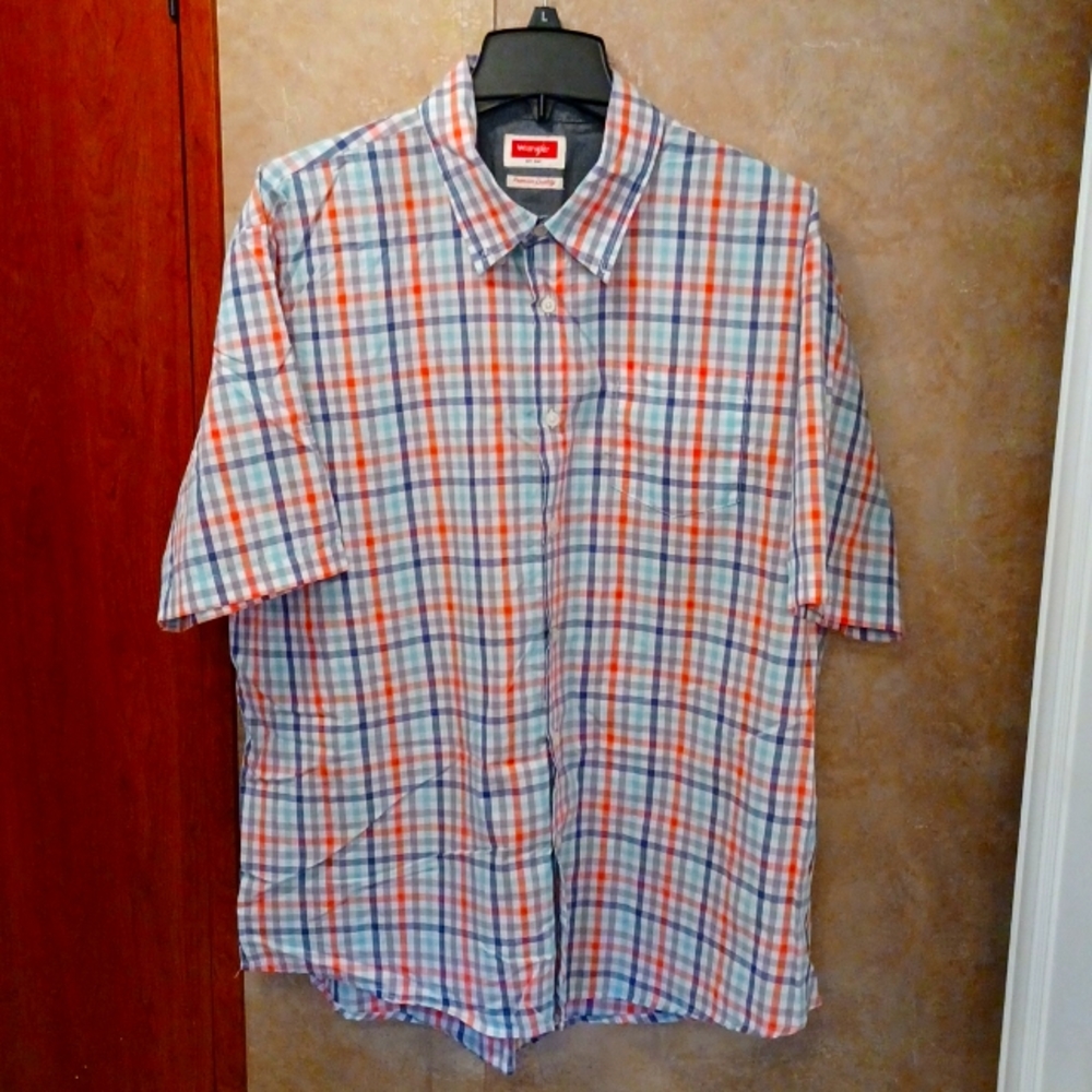 Wrangler men's dress shirt